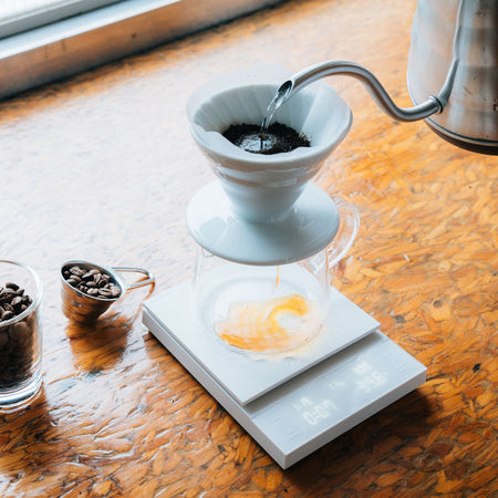 Hario Polaris Kaffevægt Hvid