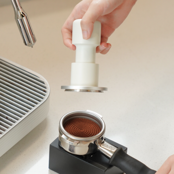 Timemore Impact Impulse Tamper 58,4 mm Ripple Base Hvid